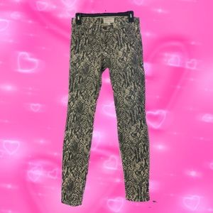 Vintage Y2k Low Rise Snake Print Pants 🤎